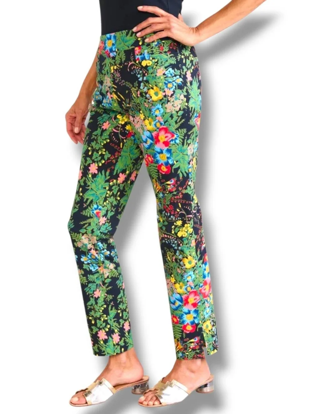 NEW Soft Surroundings Superla "In Bloom" Slim Leg Ankle Pants, Size Medium - Picture 1 of 4